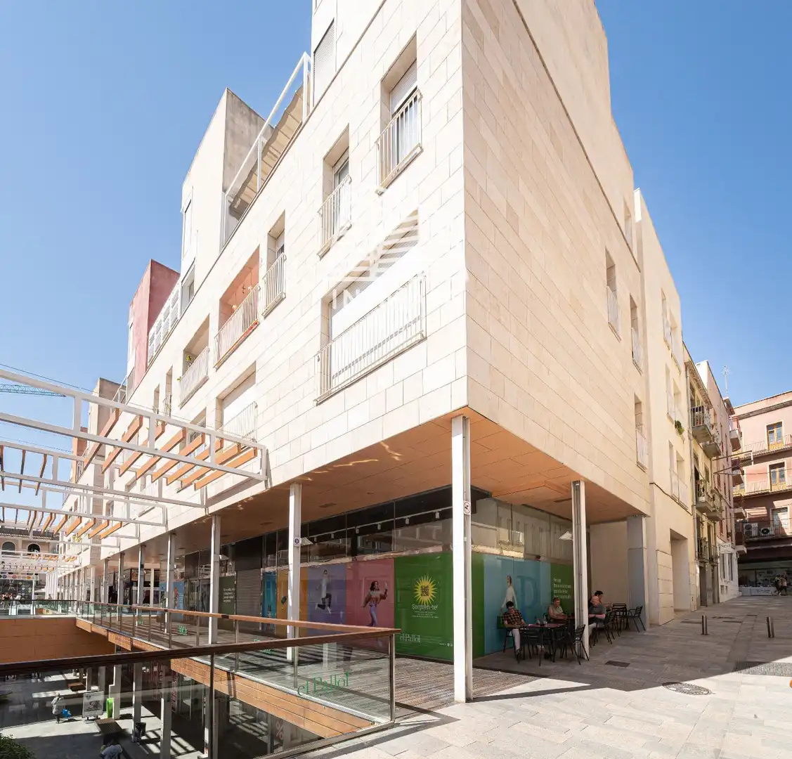 Exterior view of Duplexes for sale in Reus  with Air Conditioner, Terrace and Swimming Pool