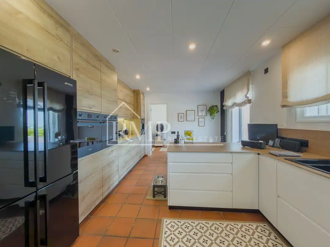 Kitchen of Detached homes for sale in Sant Andreu de Llavaneres  with Air Conditioner, Heating and Terrace
