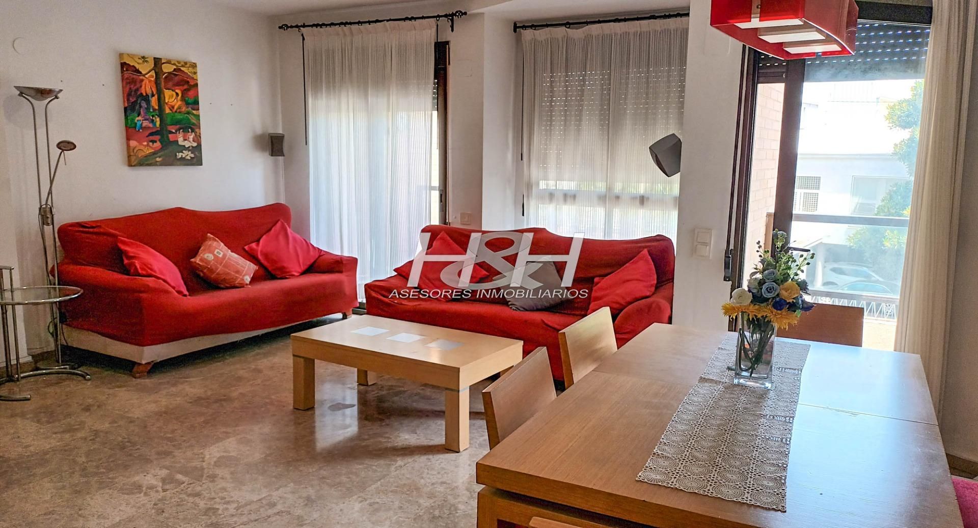 Living room of Flat to rent in Burjassot  with Air Conditioner, Heating and Terrace