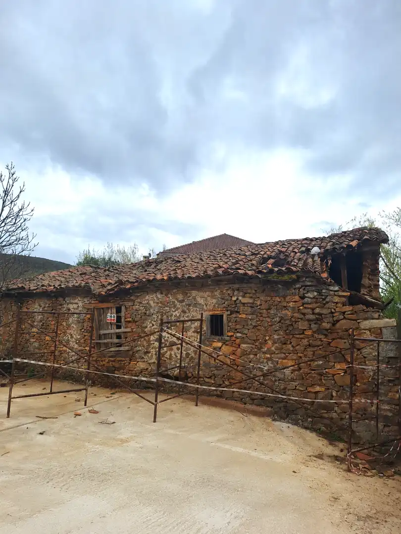 Vista exterior de Casa o xalet en venda en Triollo