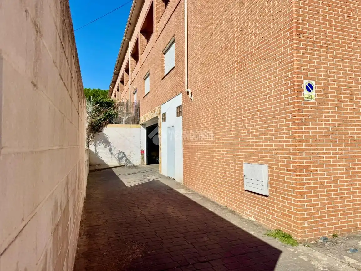 Aparcament de Garatge en venda en Valdeaveruelo