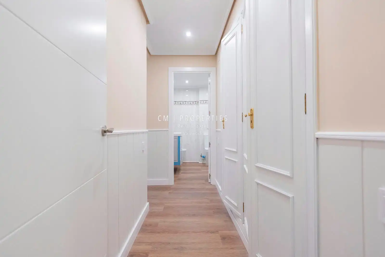 Piso en venta en Valencia con Aire acondicionado, Calefacción y Parquet