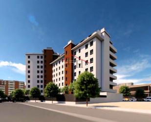 Vista exterior de Apartament en venda en León Capital  amb Aire condicionat, Calefacció i Parquet