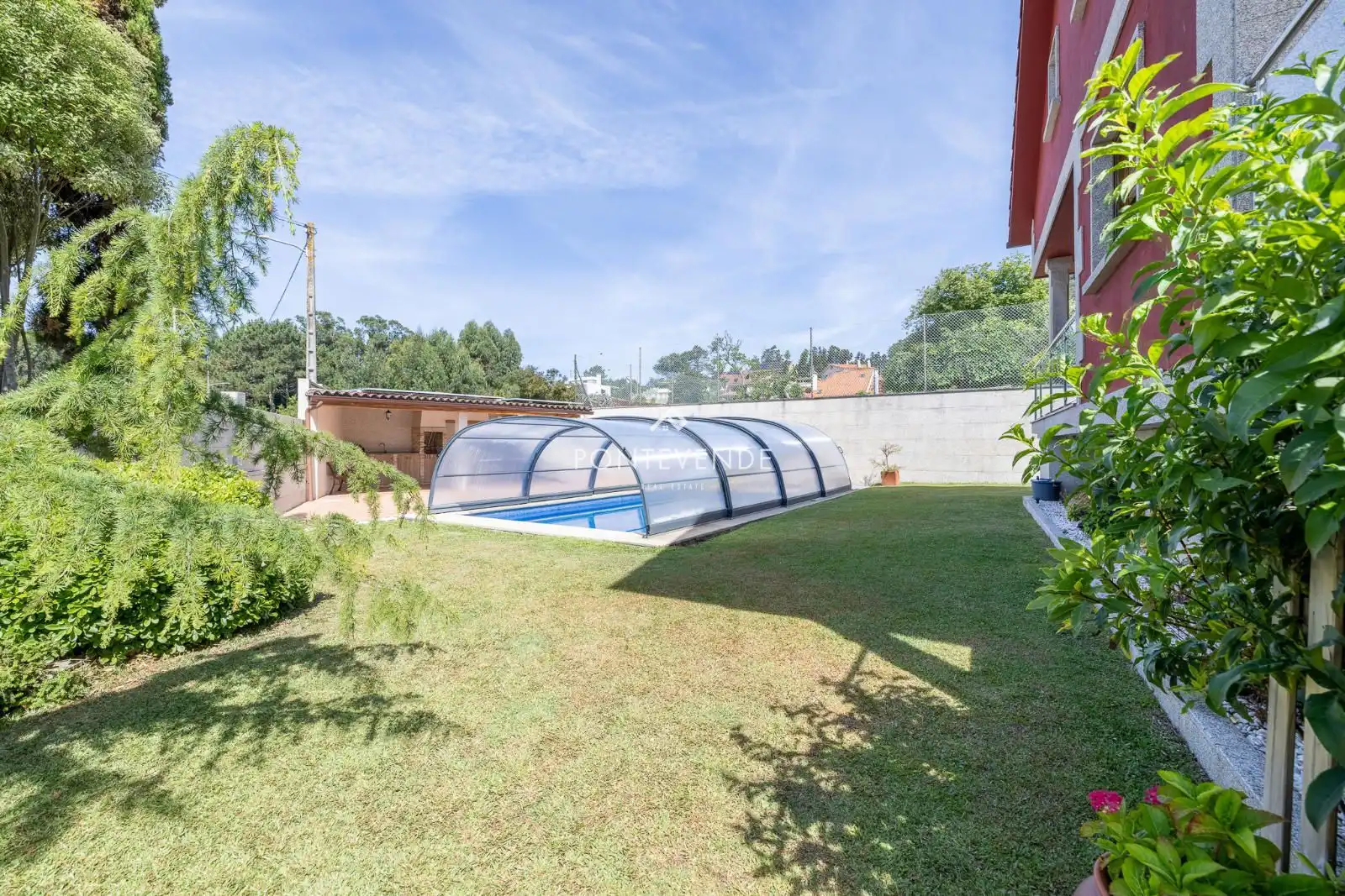 Piscina de Casa o xalet en venda en A Guarda   amb Calefacció, Terrassa i Piscina