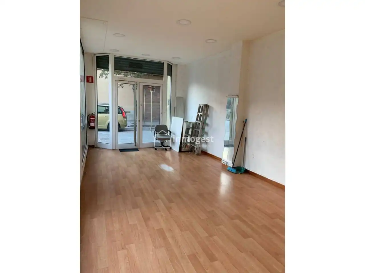 Locale commerciale in affitto a Calle ANSELM CLAVE, imagen 4