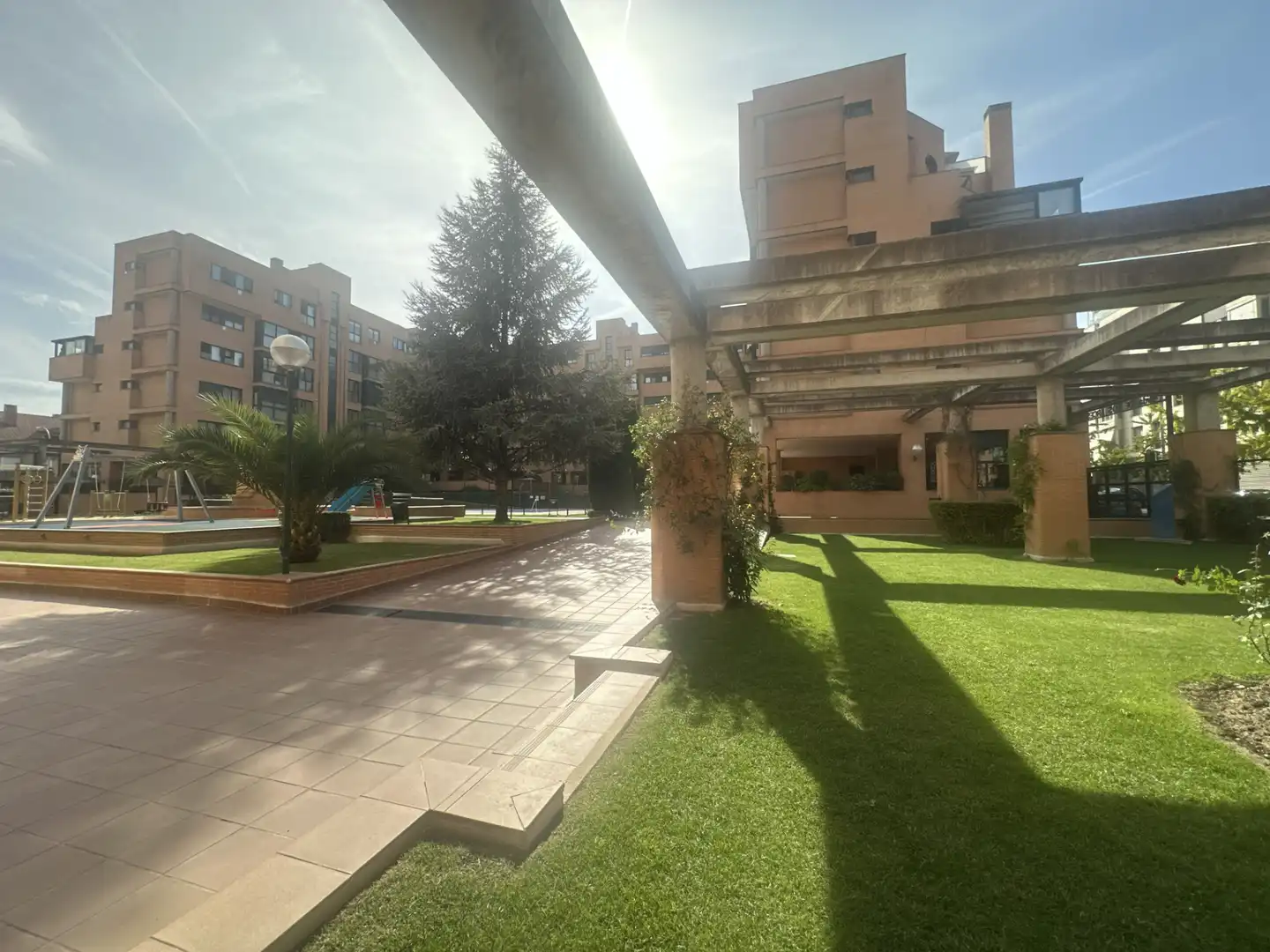 Terrassa de Pis en venda en Madrid amb Aire condicionat, Calefacció i Jardí privat