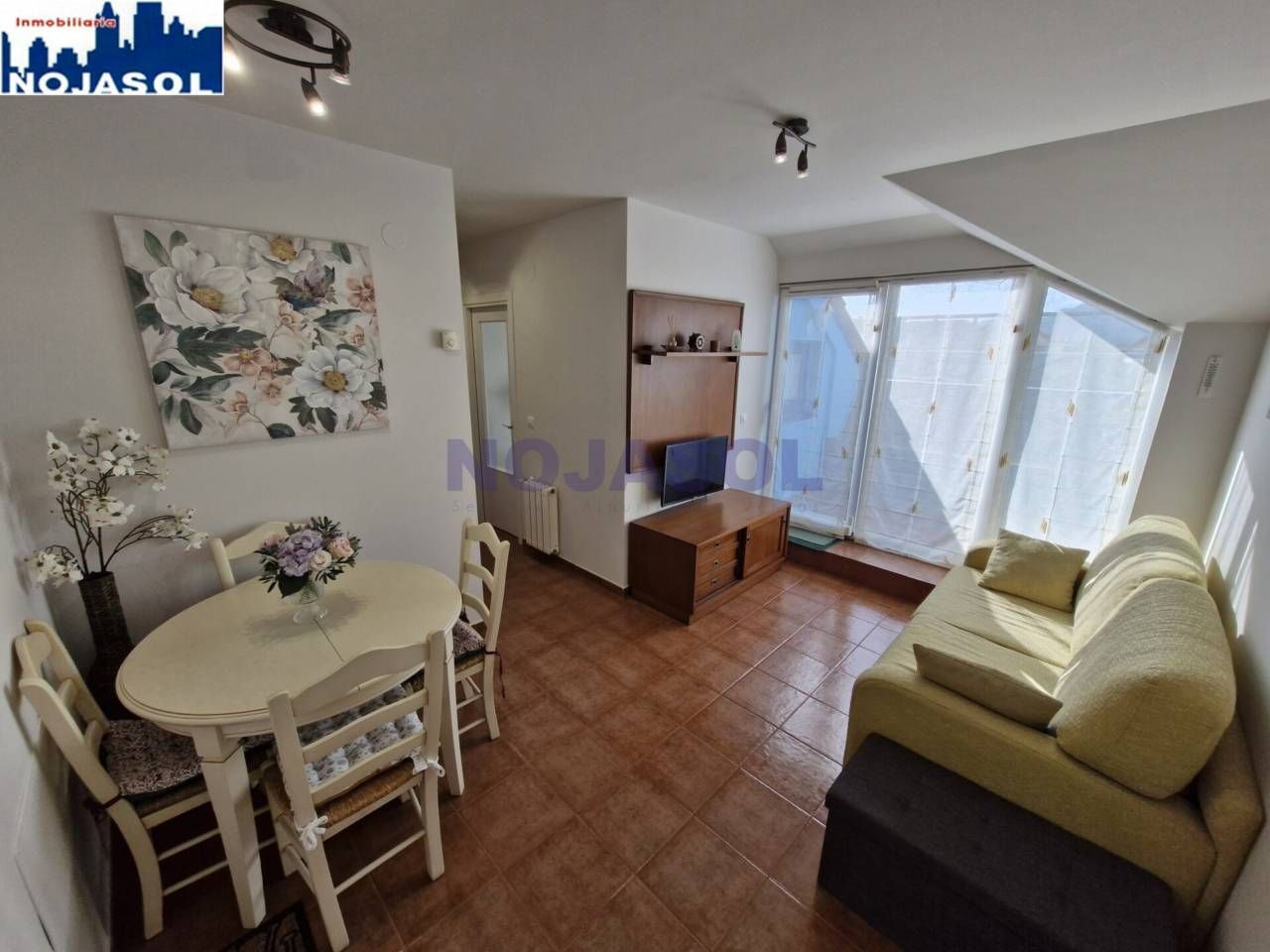 Sala d'estar de Apartament en venda en Noja amb Calefacció, Terrassa i Traster