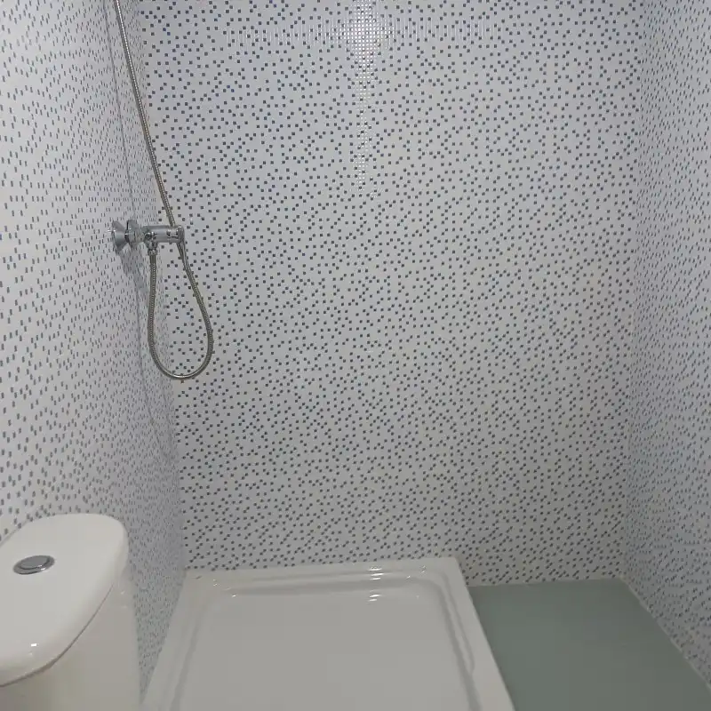 Bathroom of Flat for rent in La Font d'en Carròs  with Air Conditioner, Furnished and Balcony