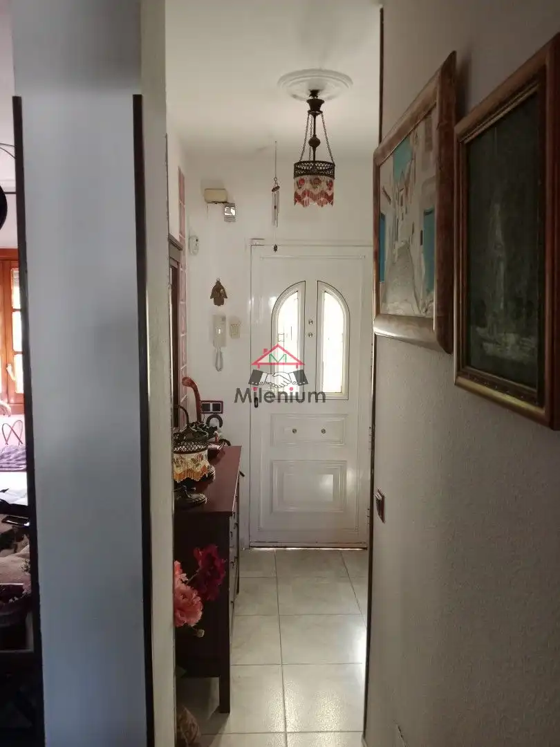 Adossat amb terrassa en venda a Urbanización los Portalones, imagen 2