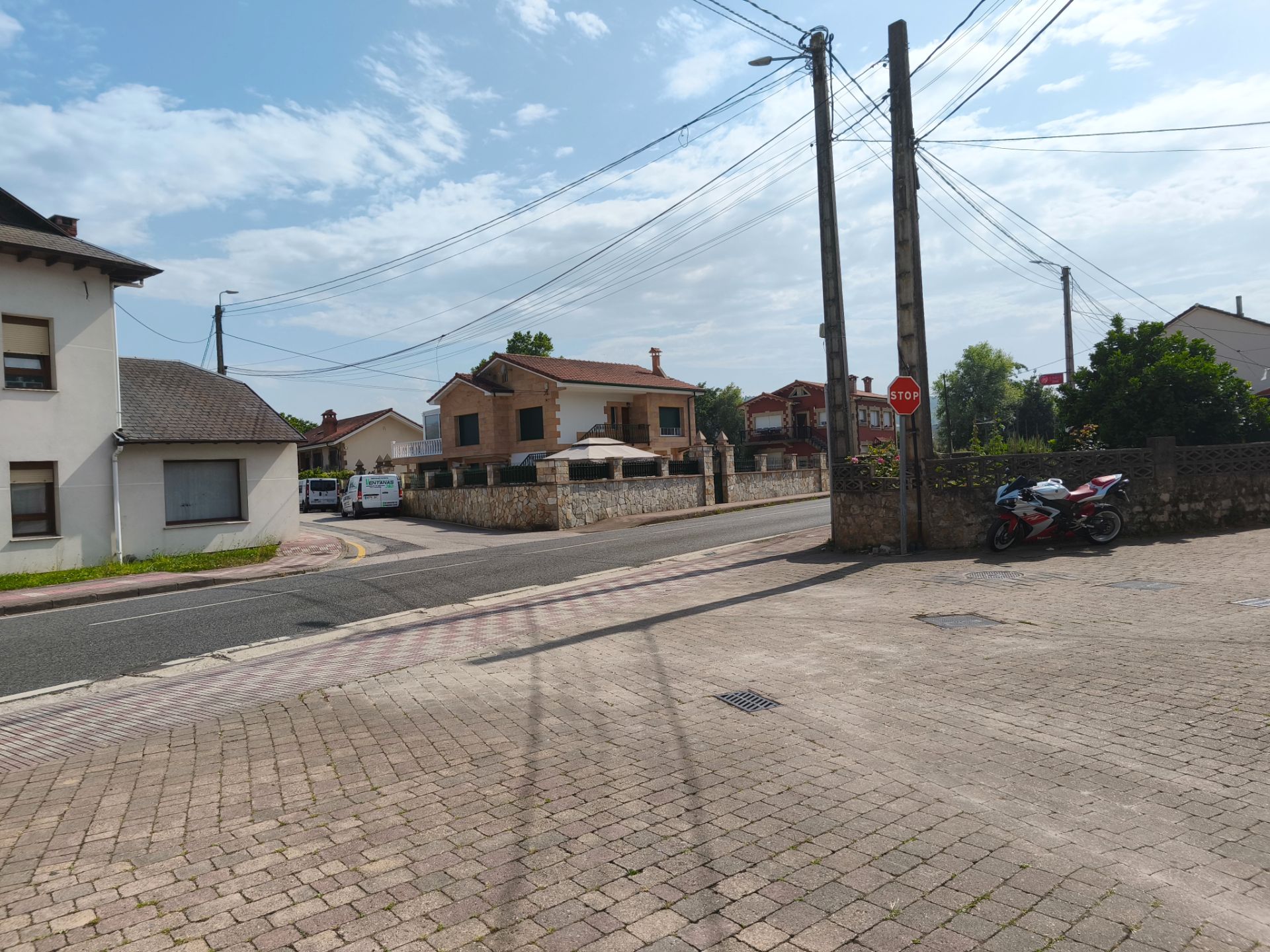 Exterior view of House or chalet for sale in Camargo  with Parquet flooring, Terrace and Storage room