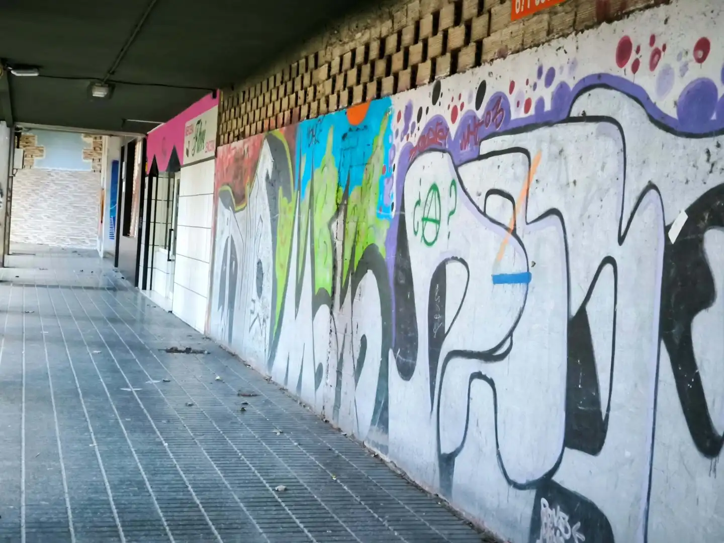 Vista exterior de Local de alquiler en Vitoria - Gasteiz
