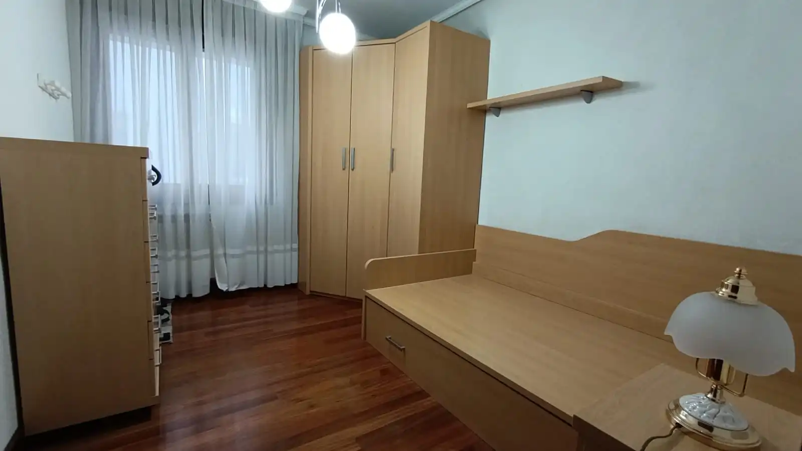 Habitación de Piso en venta en Bilbao  con Calefacción, Parquet y Amueblado