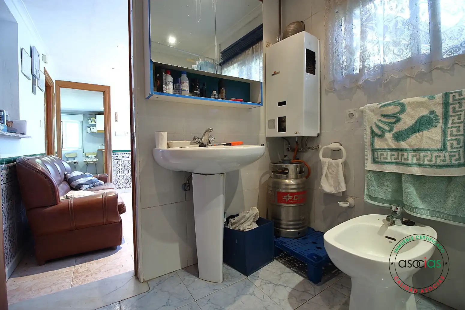 Baño de Casa adosada en venta en Pravia con Calefacción