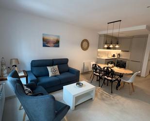 Sala d'estar de Casa o xalet de lloguer en Palamós amb Aire condicionat, Calefacció i Parquet