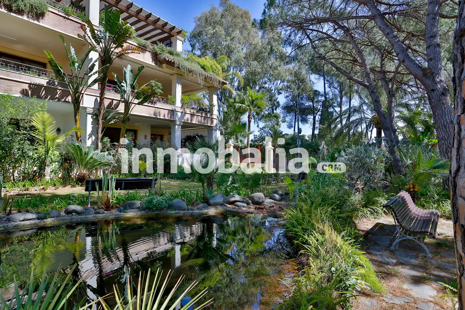 Jardí de Àtic de lloguer en Marbella amb Aire condicionat, Terrassa i Piscina
