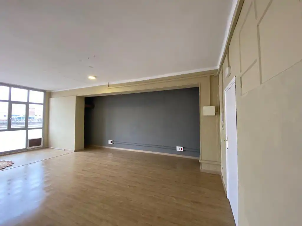 Local de alquiler en Carrer d'Àvila, El Parc i la Llacuna del Poblenou