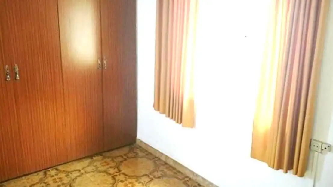 Habitación de Piso en venta en Las Palmas de Gran Canaria con Trastero y Amueblado