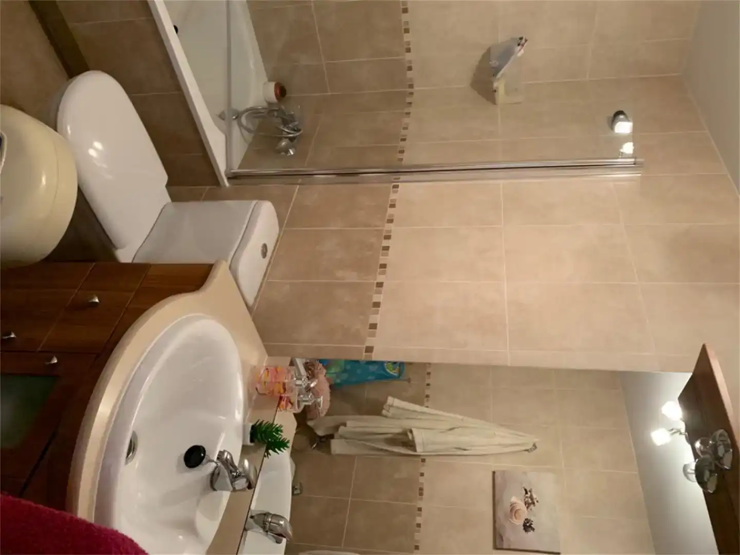 Badezimmer von Maisonette zum Verkauf in Mugardos mit Balkon
