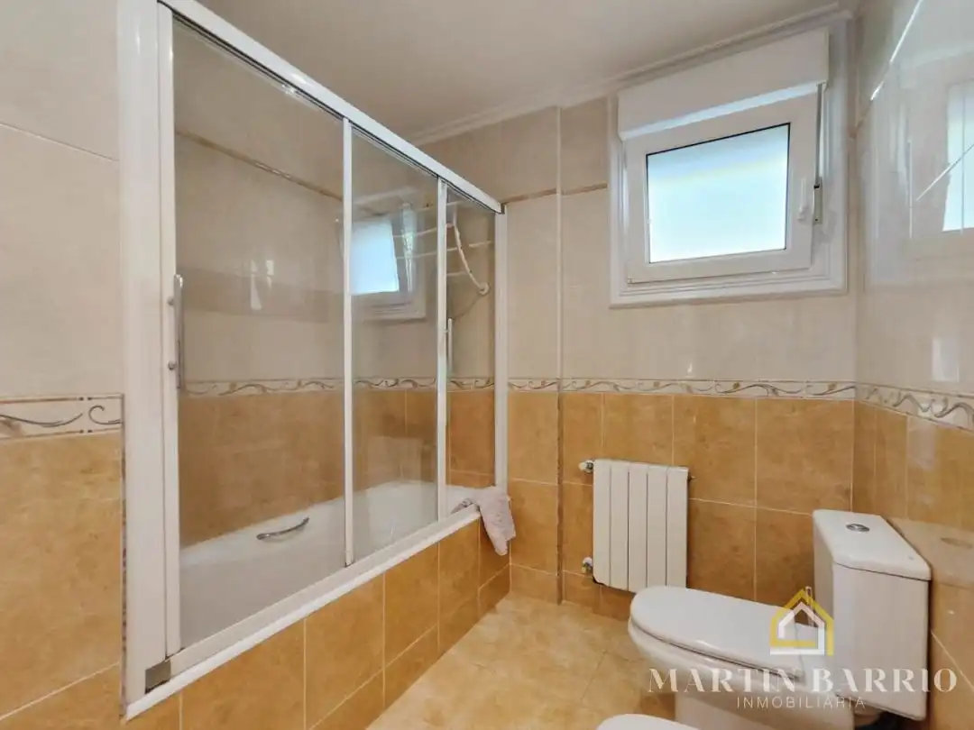 Baño de Casa o chalet en venta en Muskiz con Calefacción, Jardín privado y Terraza