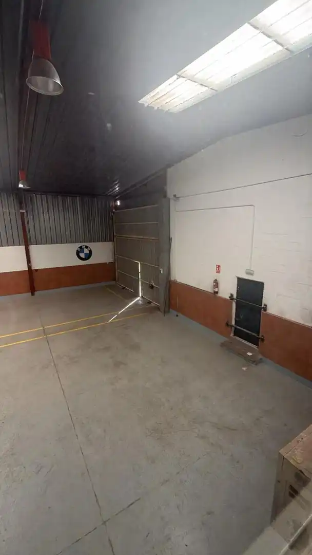 Aparcament de Nau industrial de lloguer en Zaratán, Valladolid