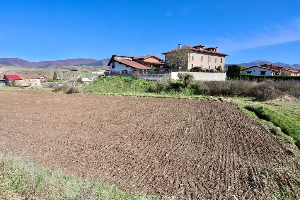 Terreny residencial en venda a San Millán / Donemiliaga, imagen 7