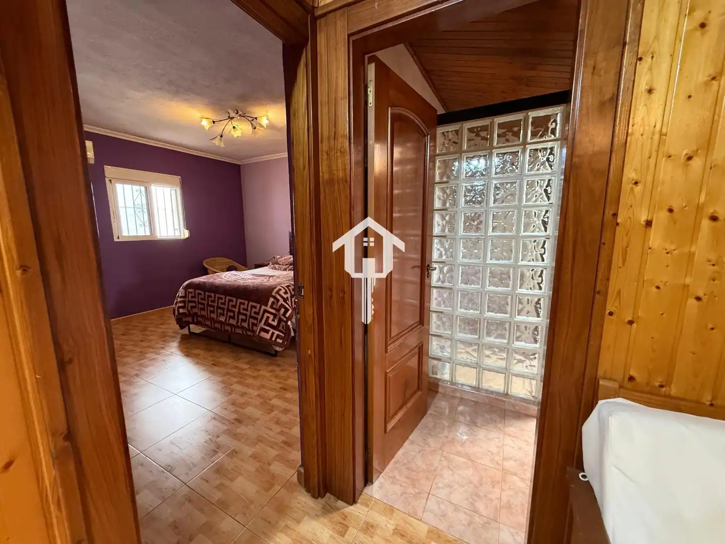 Houses for sale in Alicante / Alacant  with Furnished, Balcony and Jacuzzi