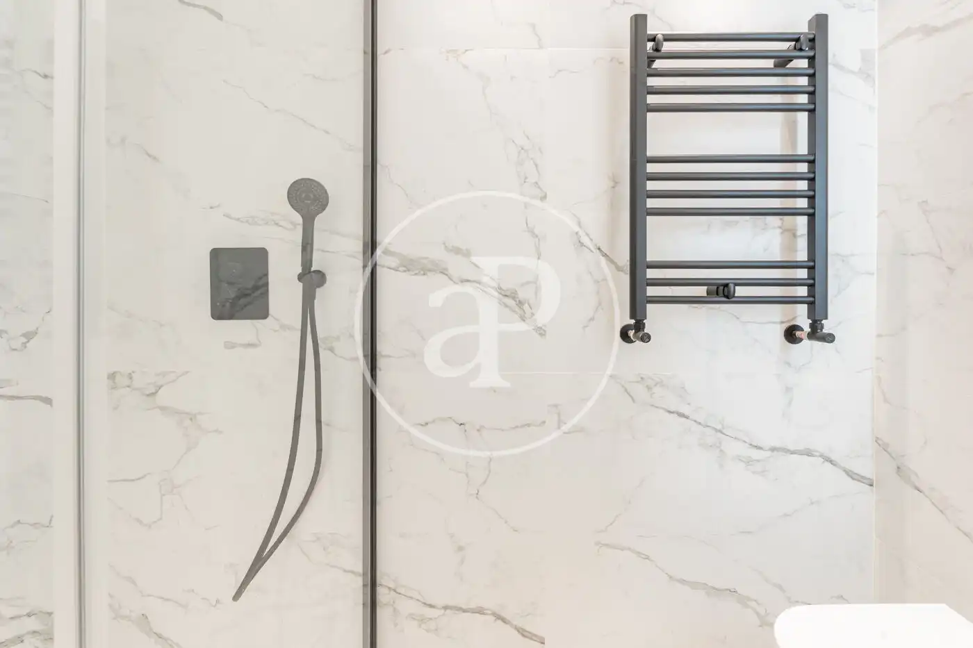 Baño de Piso en venta en Madrid con Aire acondicionado, Calefacción y Terraza