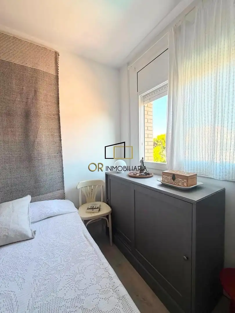Habitación de Piso en venta en Vilanova i la Geltrú con Calefacción, Parquet y Terraza