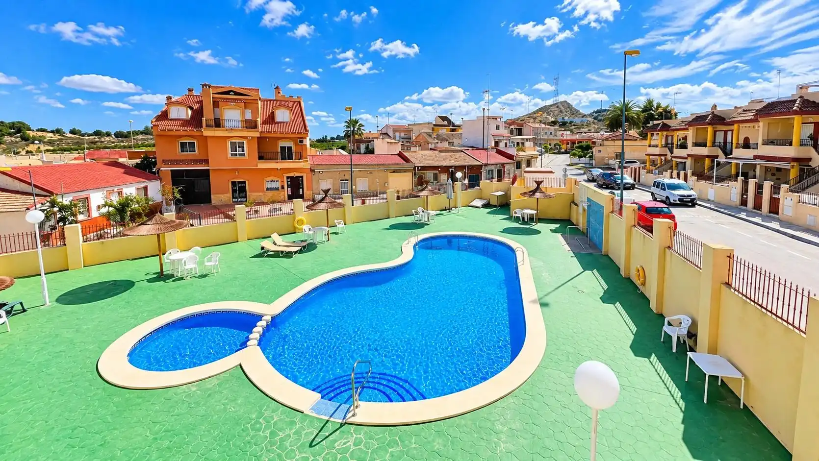 Piscina de Casa o chalet en venta en Desamparados - Hurchillo - Torremendo