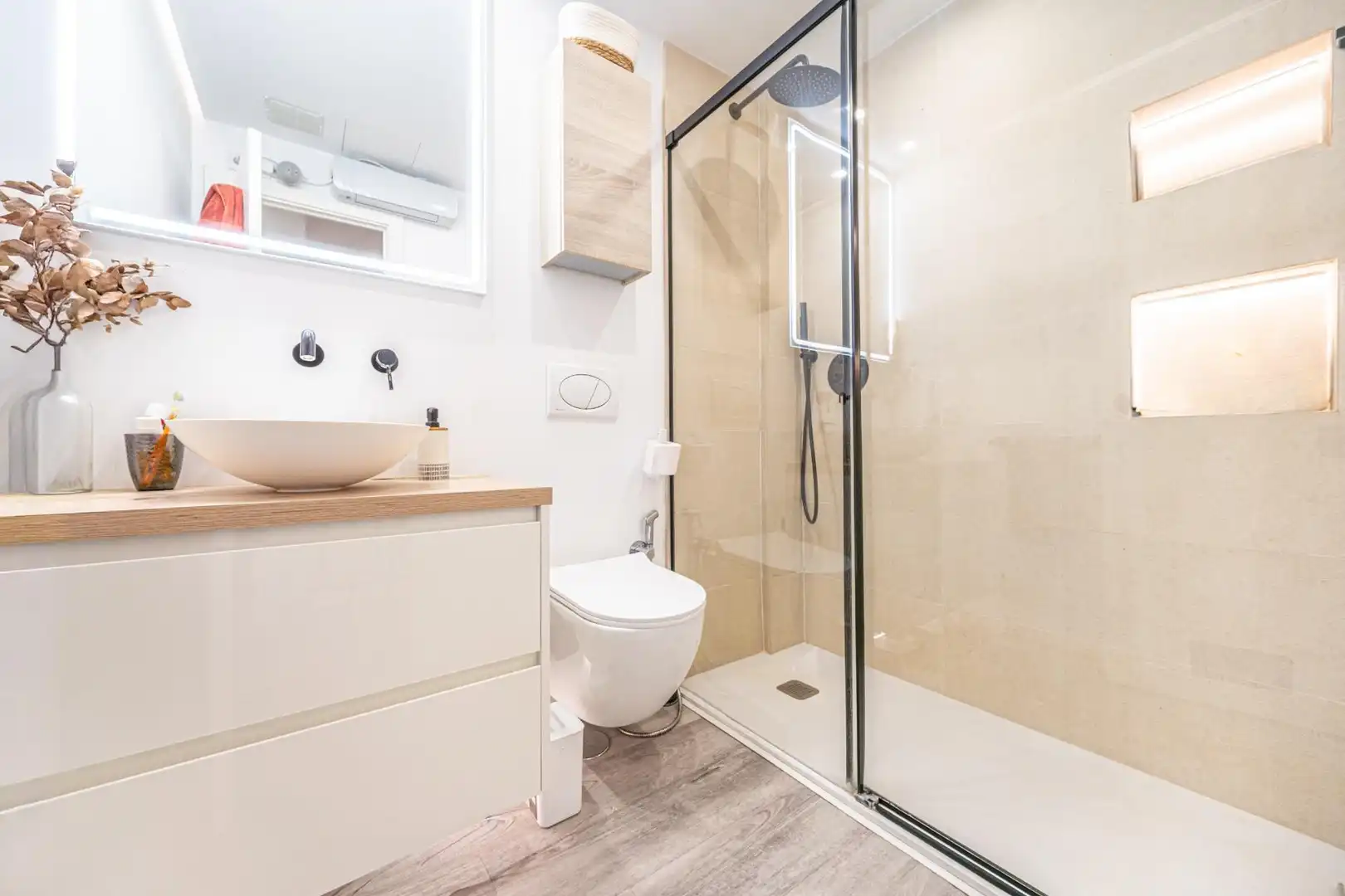 Flat with terrace for sale in Carrer d'Antoni Gaudí, imagen 16