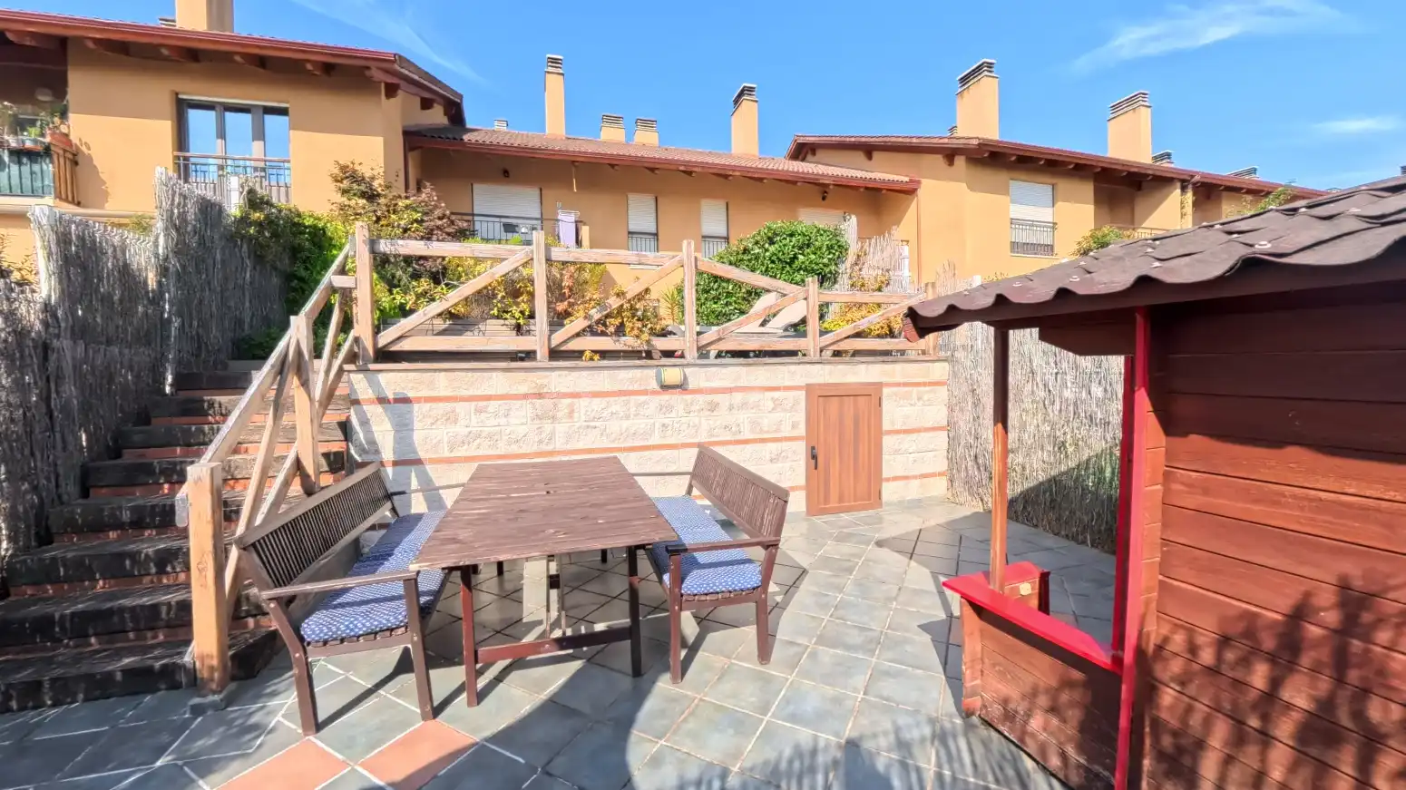 Terraza de Piso en venta en Sojuela con Calefacción, Jardín privado y Parquet