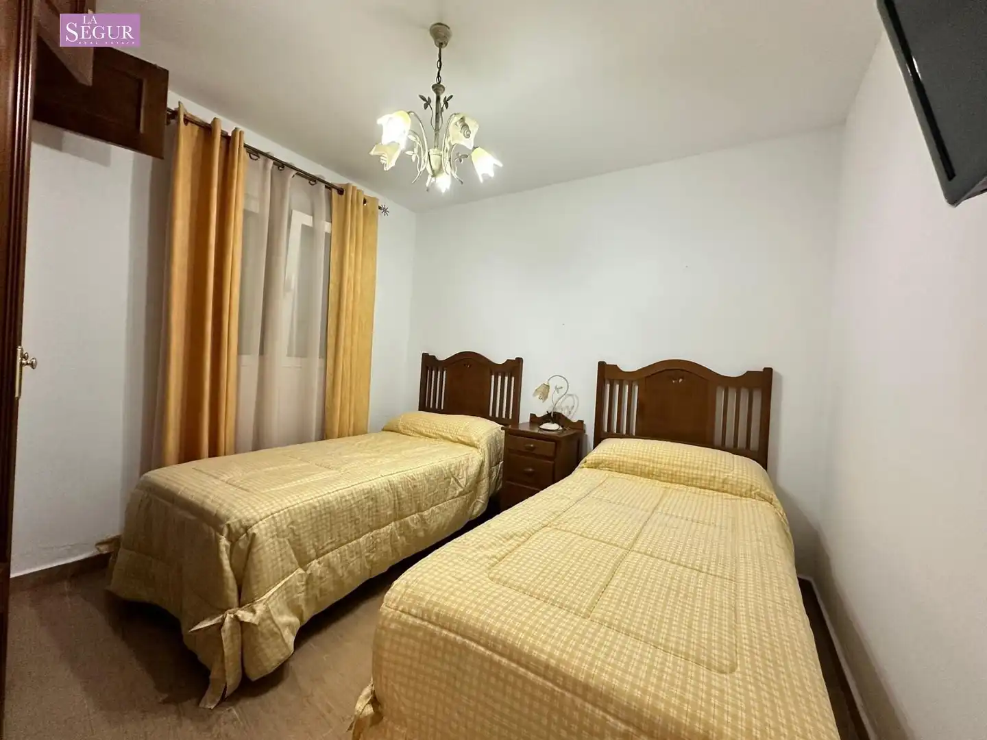 Habitación de Planta baja en venta en Conil de la Frontera con Aire acondicionado