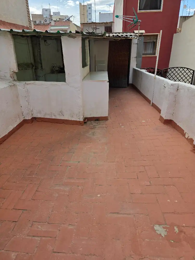 Casa o chalet en venta en Castellón de la Plana / Castelló de la Plana con Terraza, Trastero y Amueblado