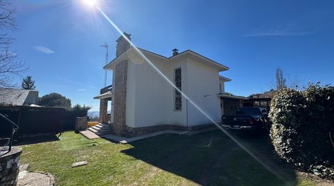 Photo 3 of Houses for sale in Calle Requebradero, Bustarviejo, Madrid