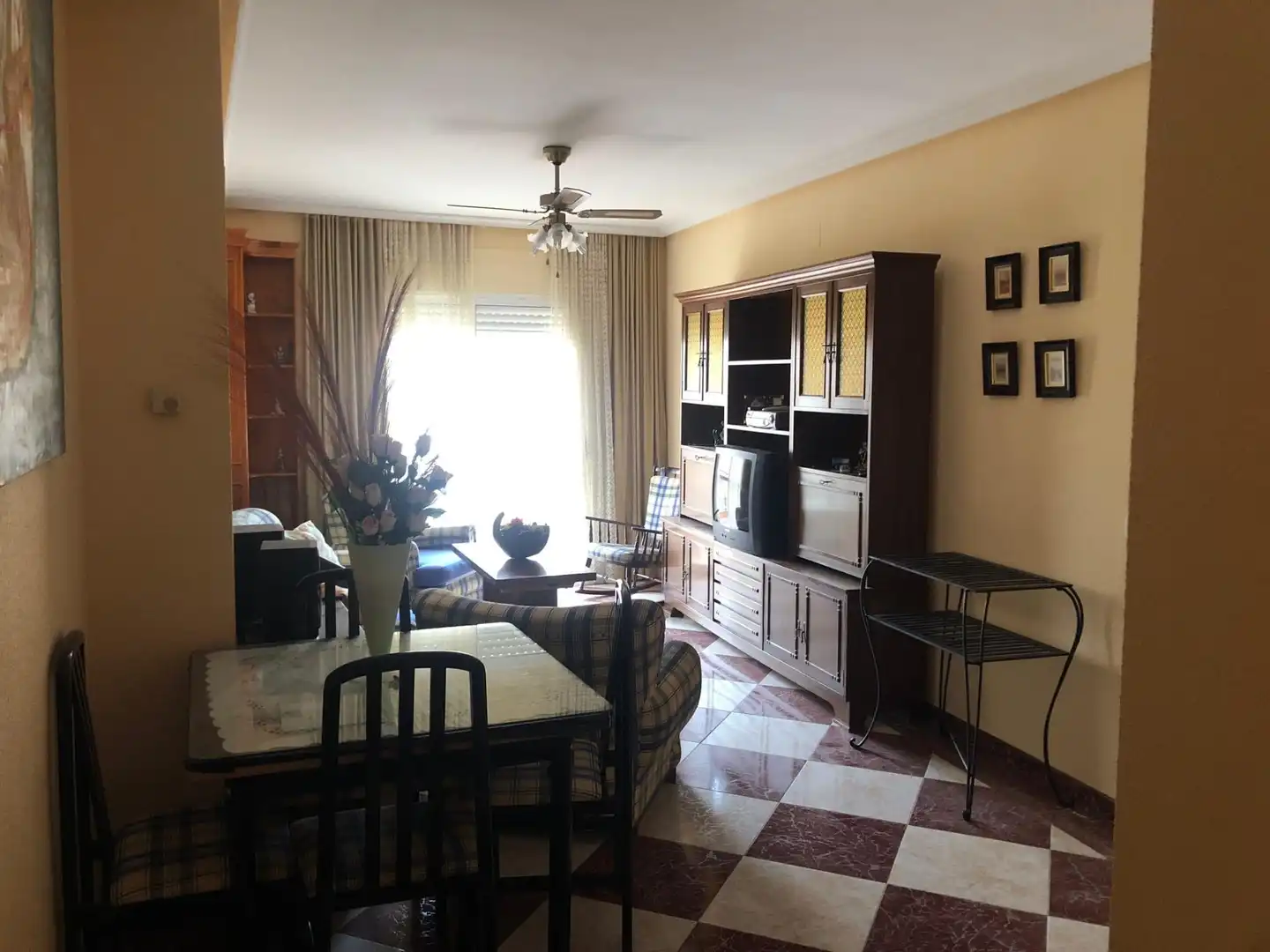 Wohnzimmer von Wohnung zum Verkauf in Daimiel mit Heizung