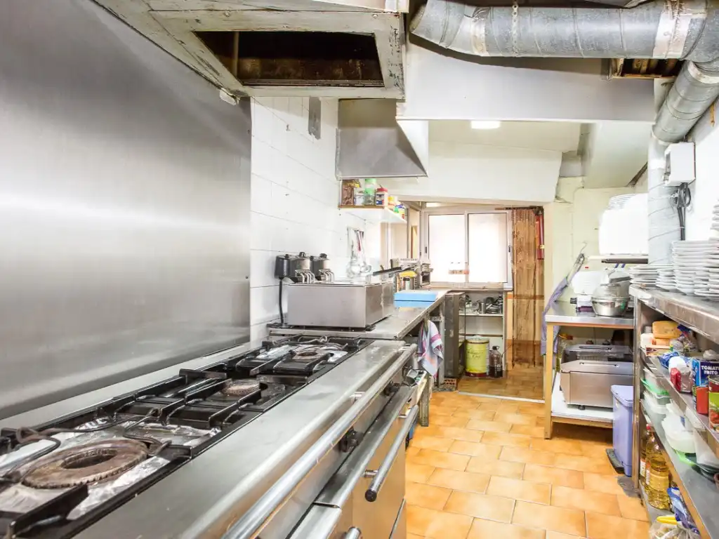 Local en venta en Sant Julià