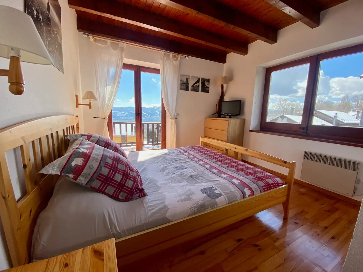 Bedroom of Detached homes for rent in Guils de Cerdanya  with Heating, Private garden and Parquet flooring