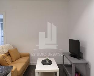 Sala d'estar de Apartament de lloguer en Salamanca Capital amb Calefacció i Moblat