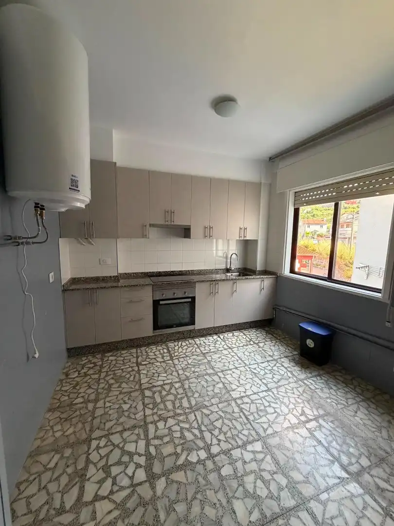 Kitchen of Flat for sale in Redondela  with Terrace