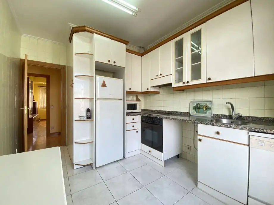 Cocina de Piso en venta en Vitoria - Gasteiz con Calefacción, Parquet y Terraza
