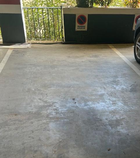 Foto 2 de Garatge de lloguer a Calle Carvajal, 11, La Capellanía - El Higuerón, Benalmádena