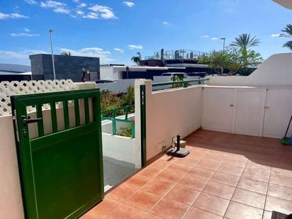 Vista exterior de Apartament en venda en Tías amb Terrassa