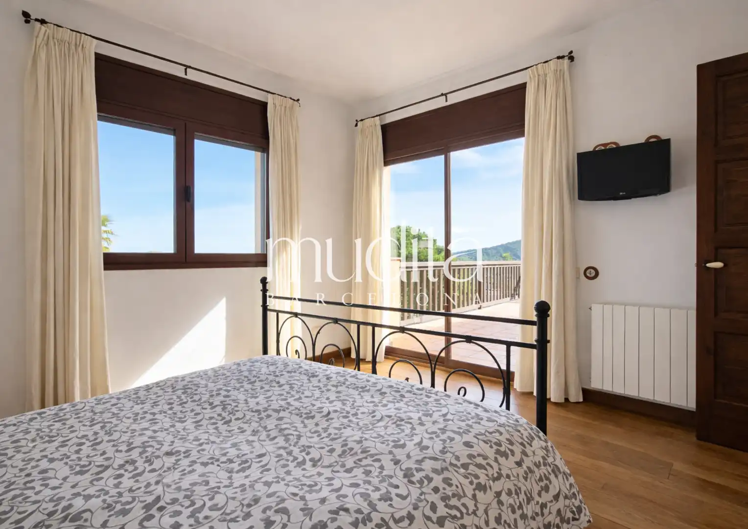 Bedroom of Houses for sale in Argentona  with Heating, Private garden and Terrace