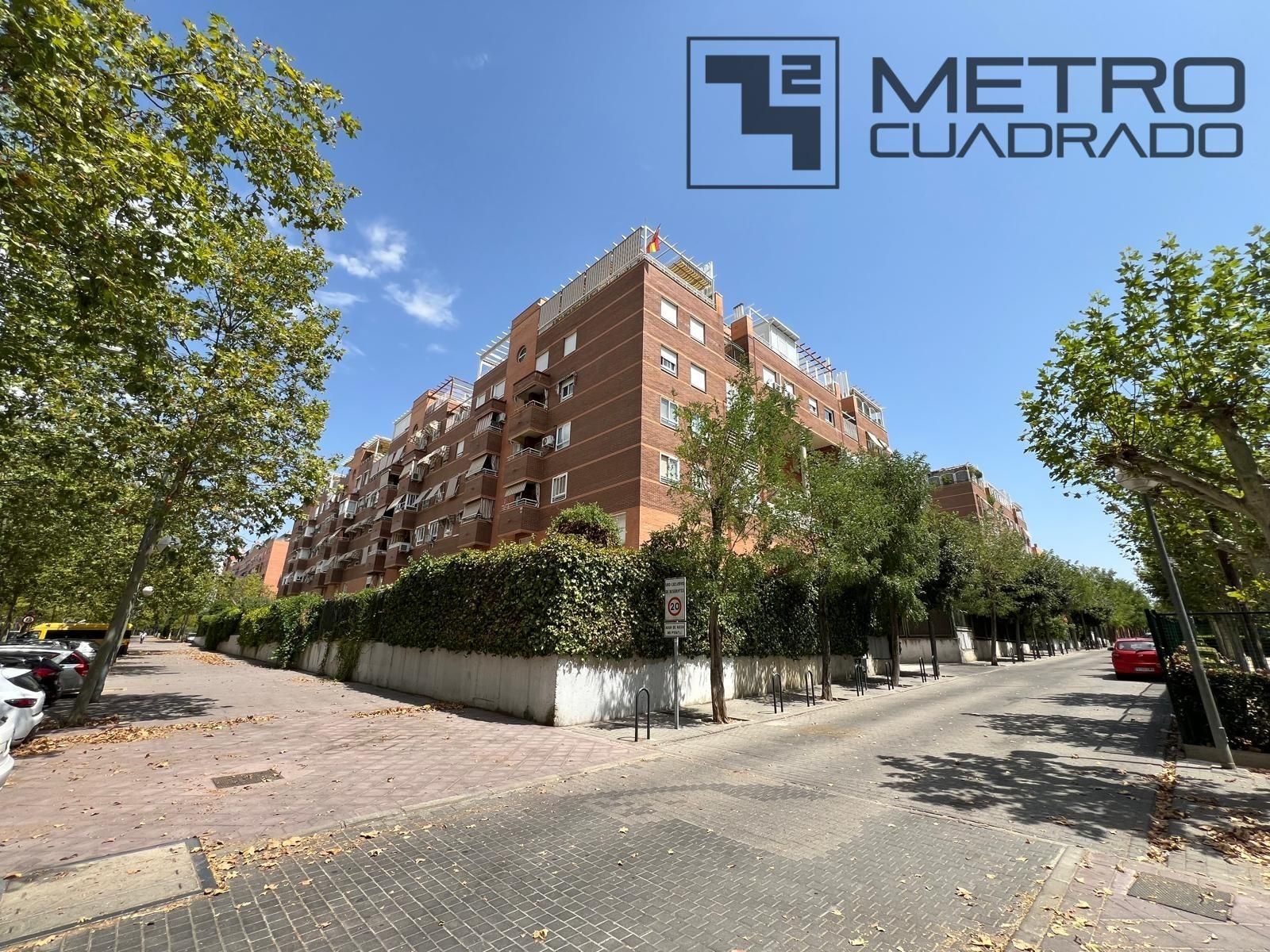 Vista exterior de Pis en venda en Fuenlabrada amb Terrassa i Traster