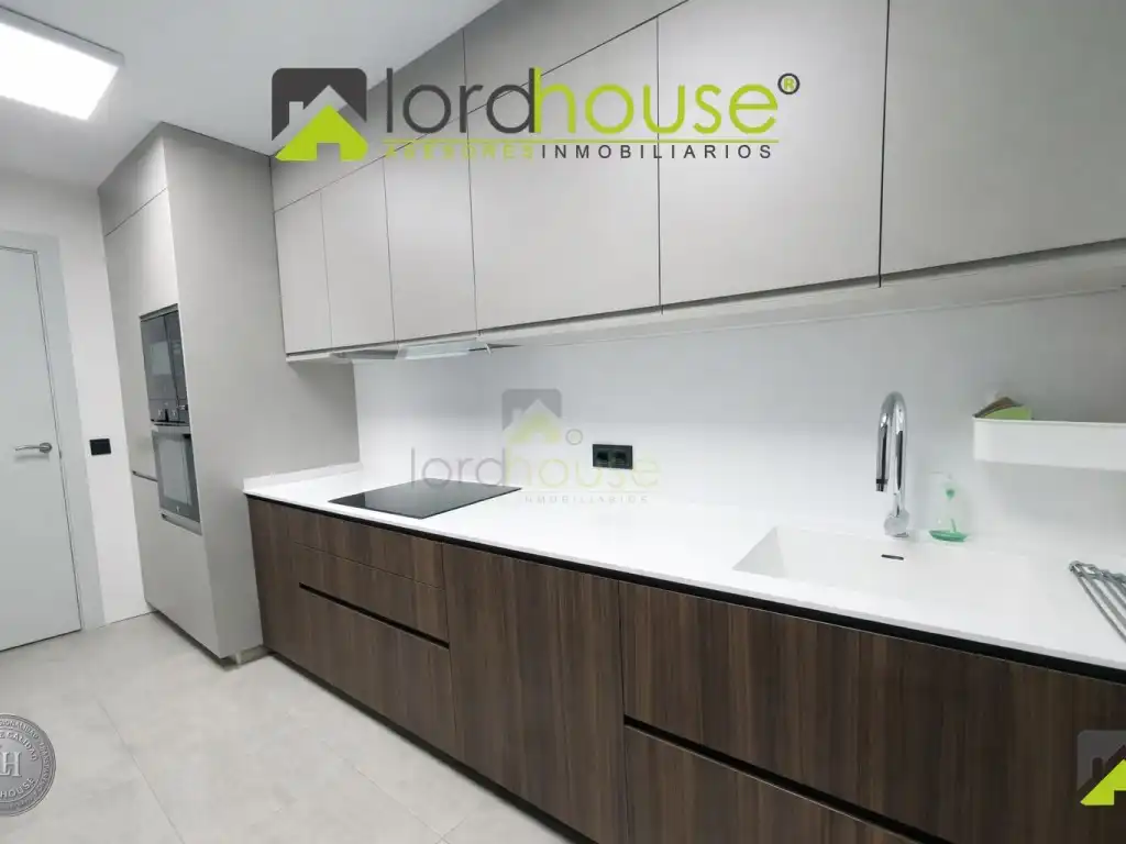 Piso con ascensor en venta en Calle Jose Mouliaa, imagen 10