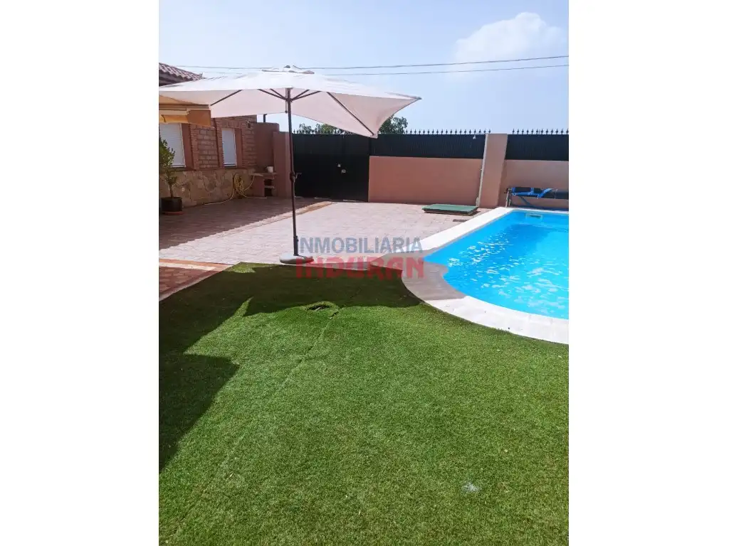 Piscina de Finca rústica en venta en Losar de la Vera