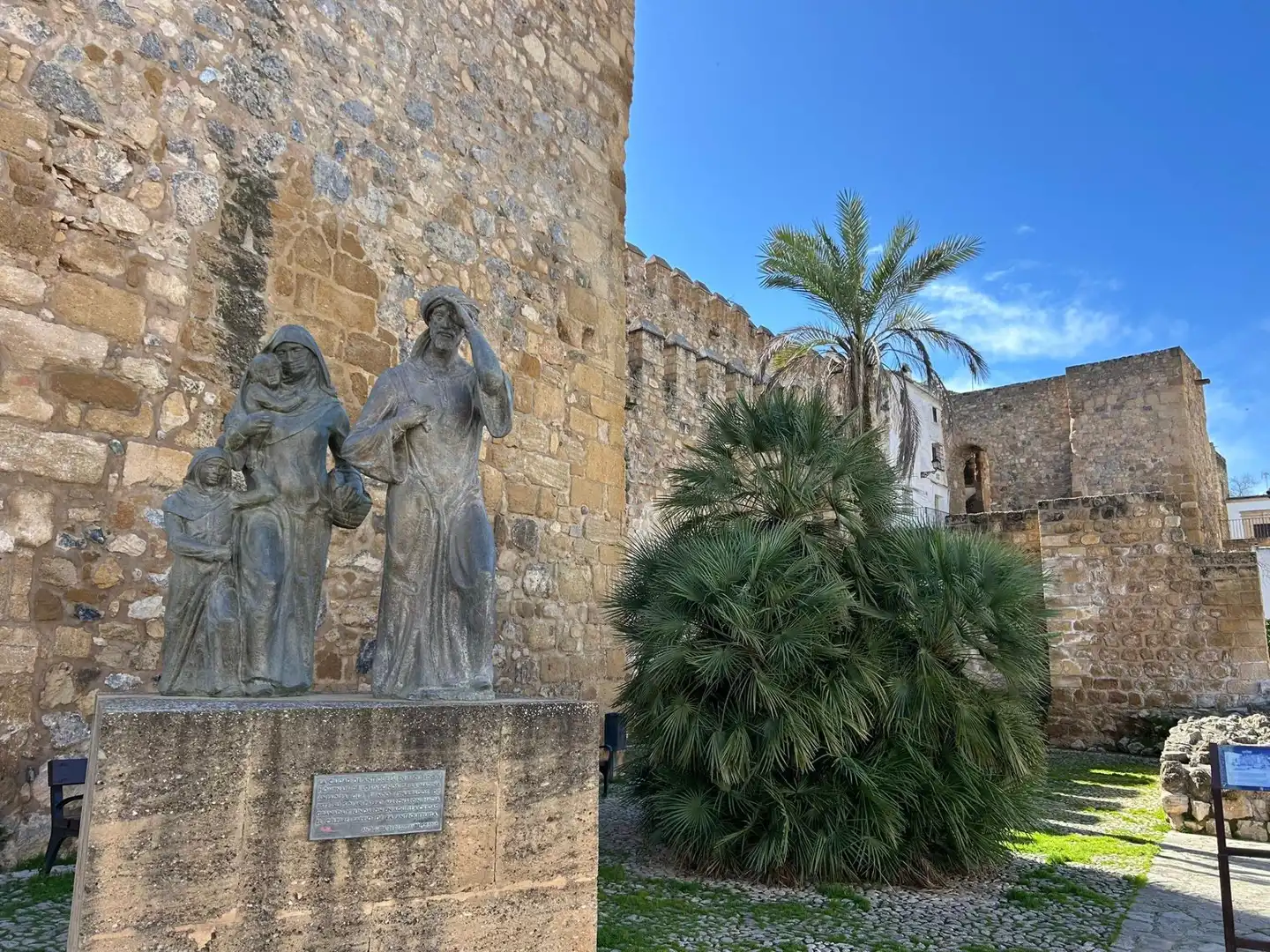Vista exterior de Casa o xalet en venda en Antequera amb Aire condicionat, Calefacció i Traster