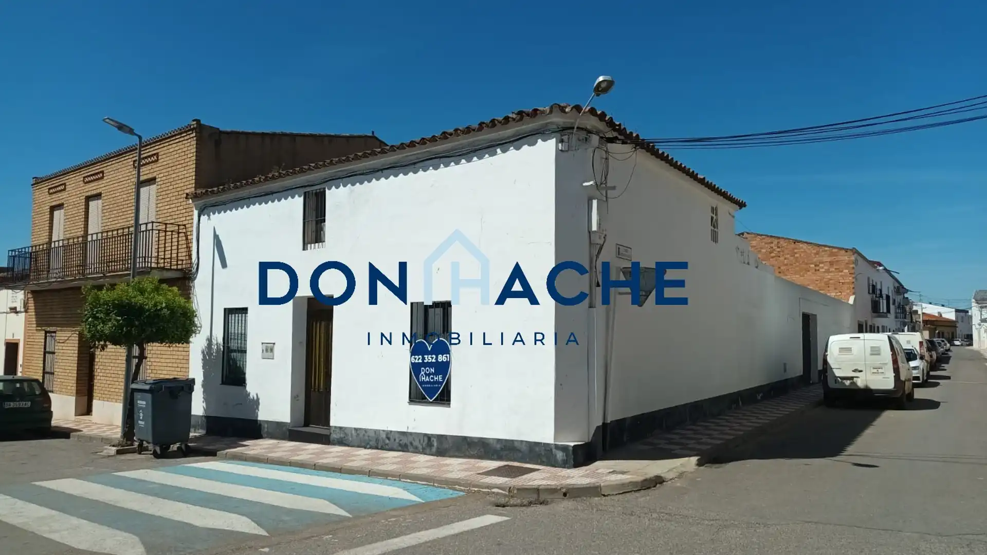 Vista exterior de Casa o chalet en venta en Valdetorres con Jardín privado