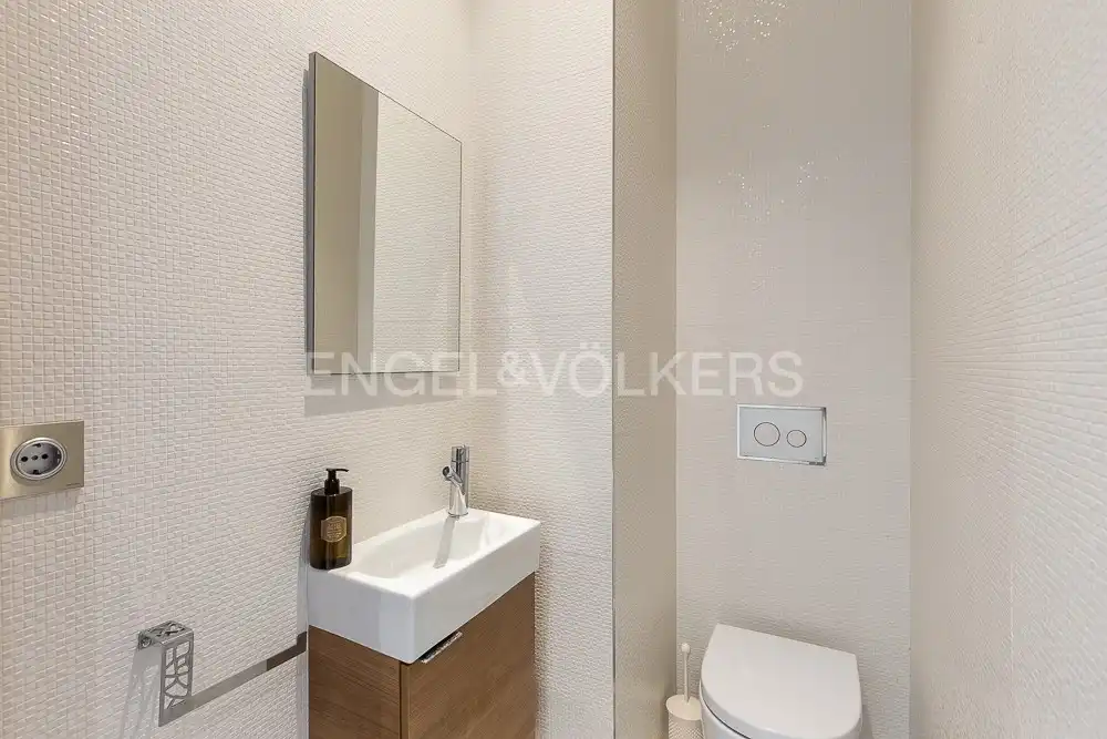 Bany de Apartament de lloguer en Valencia amb Aire condicionat, Calefacció i Terrassa