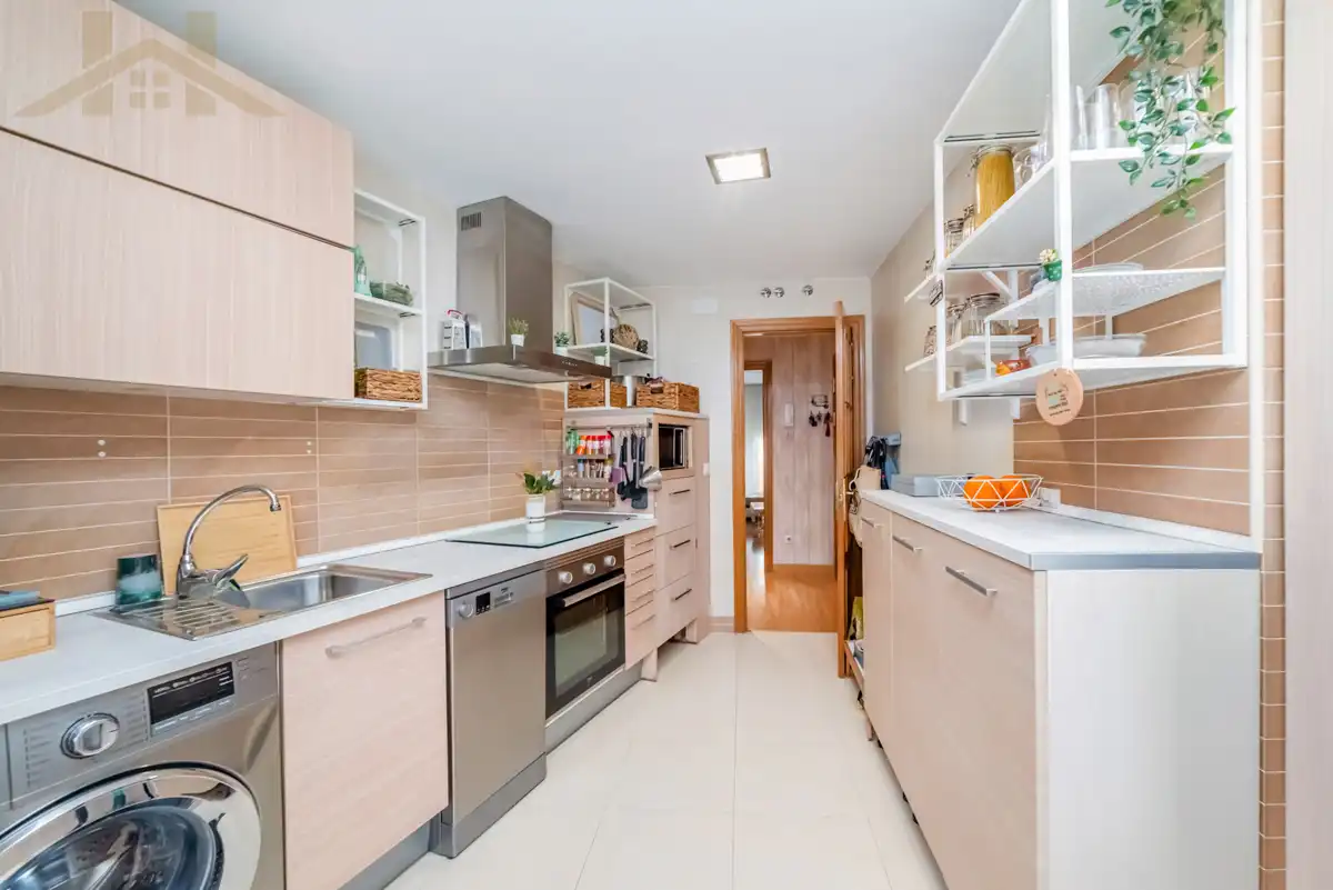 Küche von Wohnung zum Verkauf in San Martín de la Vega mit Klimaanlage, Heizung und Terrasse
